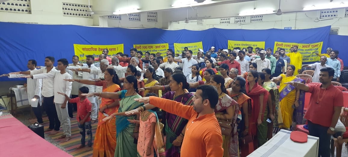 Parag_hjs's tweet photo. भोर येथील हिंदुत्वनिष्ठांनी केला निर्धार
हलाल उत्पादन घेणार नाही
या वेळची  दिवाळी #Halal_Free_Diwali
साजरी करणार 
@HinduJagrutiOrg 
@SG_HJS https://t.co/CSfvGJfqTa