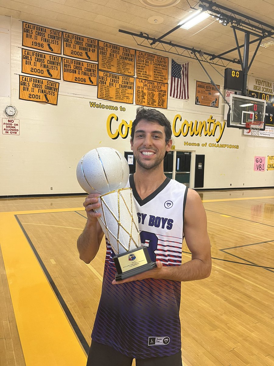 Tom Bruise tweet media