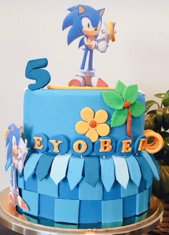 ElfegnG's tweet photo. As one of the most popular children's movie characters, Sonic the Hedgehog is here as a cake-based character chosen by the birthday boy. 
@Eyobed Happy 5th Birthday

Order here 
📞 +251 11 863 4062
☎️ +25111 639 4951
📱 +251 97 398 1818
https://t.co/CcnMq0CE6d https://t.co/DCYLxDMKxN