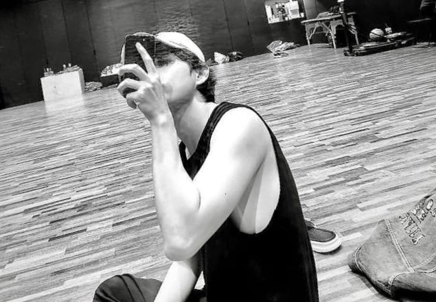 DailylofV's tweet photo. this Taehyung ❤️‍🔥❤️‍🔥😮‍💨 https://t.co/UGZiyVLEUm