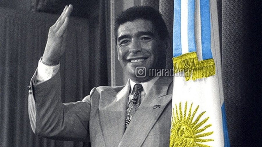 AguantePeron17's tweet photo. "Fui, soy, y seré siempre peronista" Diego Armando Maradona

#DiaDeLaLealtad https://t.co/KCCgxueSy5