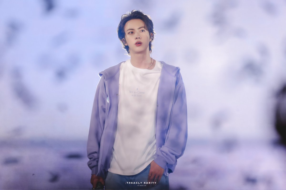 TreaclyR's tweet photo. 221015
We gon’ be alright.
#BTS ⁠ #방탄소년단 #JIN #김석진 #진 @BTS_twt https://t.co/vyP8HwmRV3