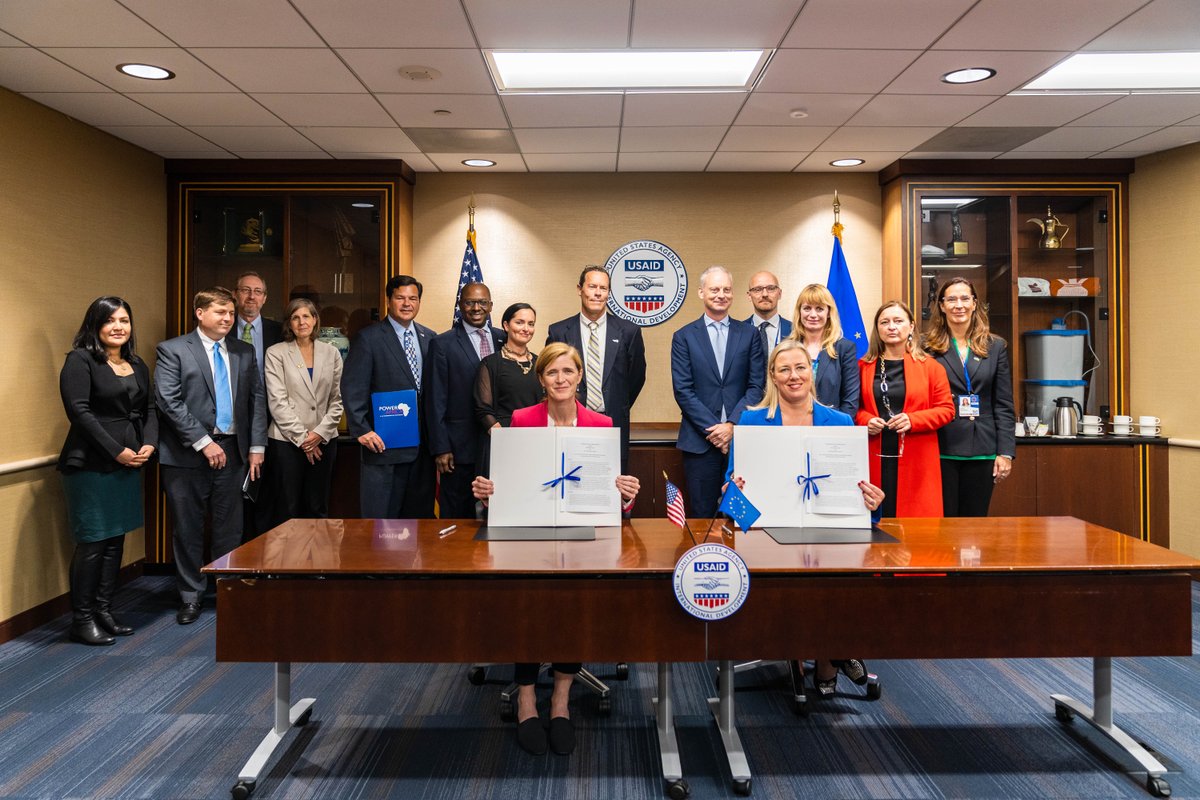 PowerAfricaUS's tweet photo. Delighted to announce: @USAID's @PowerUSAID signed a Power Africa MOU w/ @EU_Commission's @JuttaUrpilainen! We look forward to collaborating to increase #EnergyAccess, accelerate a just #EnergyTransition &amp; advance the sustainable development of sub-Saharan Africa's #EnergySector. https://t.co/GNknZC1MYw