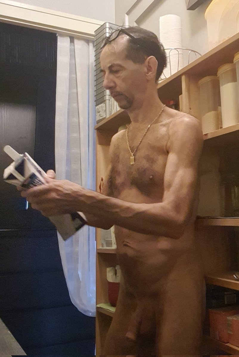 gallardofranco1's tweet photo. @nakedmadcat Para un cafe https://t.co/VQfcB7dcJw