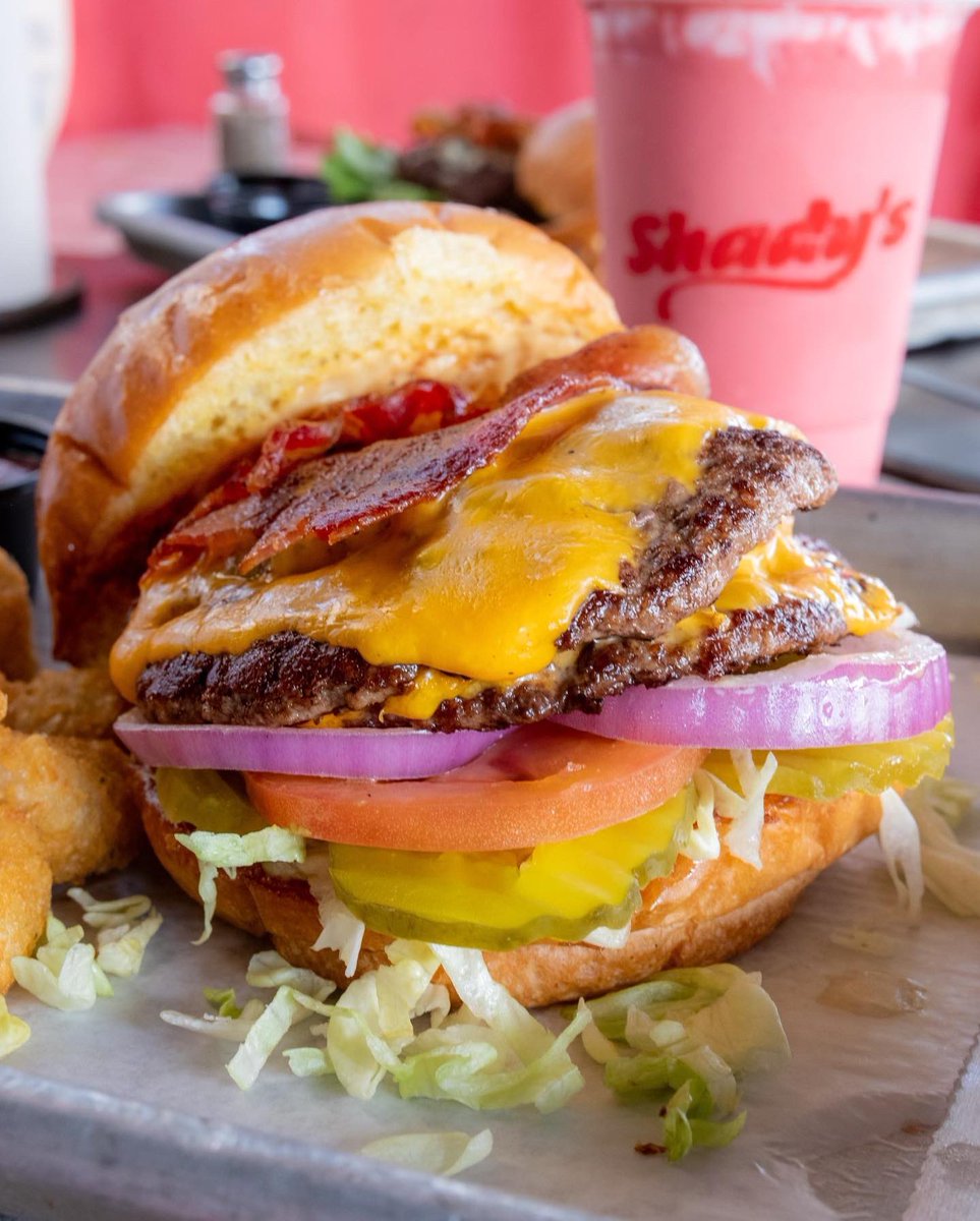 Come to Shady’s Burgers this Wednesday 10/19 from 4pm-9pm and support JJP Basketball! Mention JJ Pearce and the program gets proceeds!

We will be selling raffle tickets to win some great prizes as well!🤟

See you there!