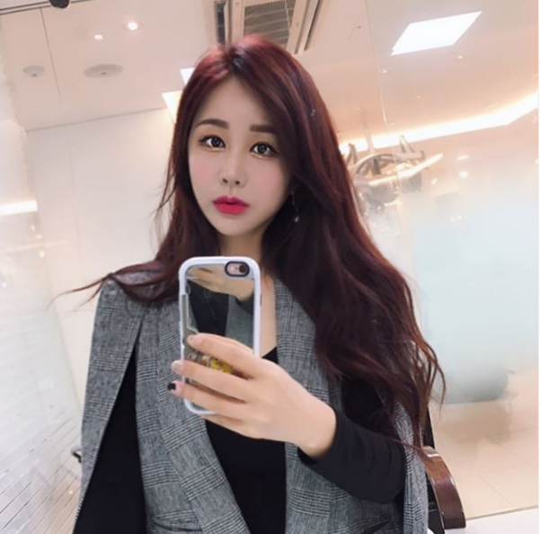 simjaem00898535's tweet photo. 심심~ㅜㅜ
#섹트 #소통 #유부녀 #서울 https://t.co/7y4jouxnaY