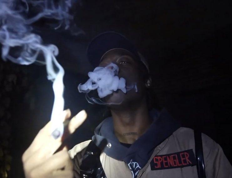 BoyzNightAlerts's tweet photo. 🚨#DYK SMOKES A JOINT TOGETHER FOR THE FIRST TIME DURING #BOYZTOBER 💨🚨 #boyznight #theboyztakeover #kaicenat #brucedropemoff #yourragegaming #kaimafia #DEO #YRG #DYK https://t.co/YEODehzkhu