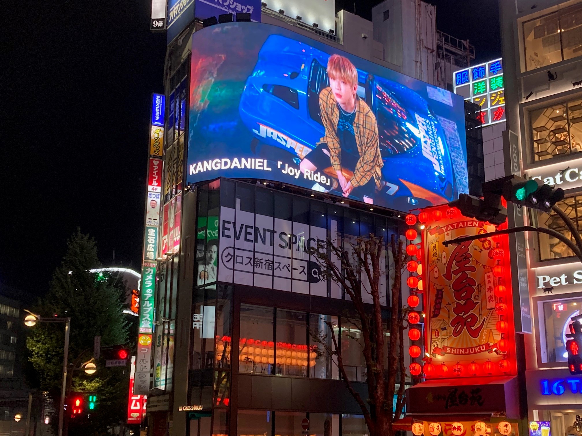 FfPdG1VacAA-veb?format=jpg&name=large