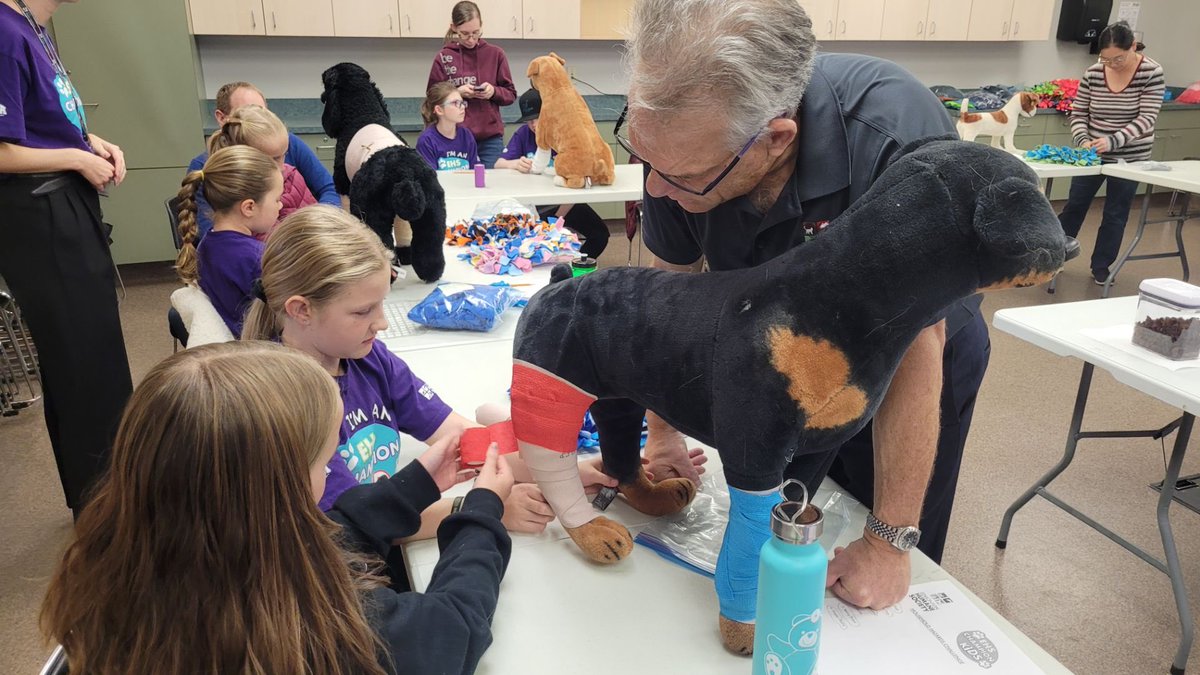 DrTedPurcell's tweet photo. I had a wonderful time this weekend helping out with Champion Kids Day ⁦@EdmontonHumane⁩. A huge shout-out to all the Champion Kids for their time and effort in supporting the EHS ! Thank you ! https://t.co/nqz3DgOroy