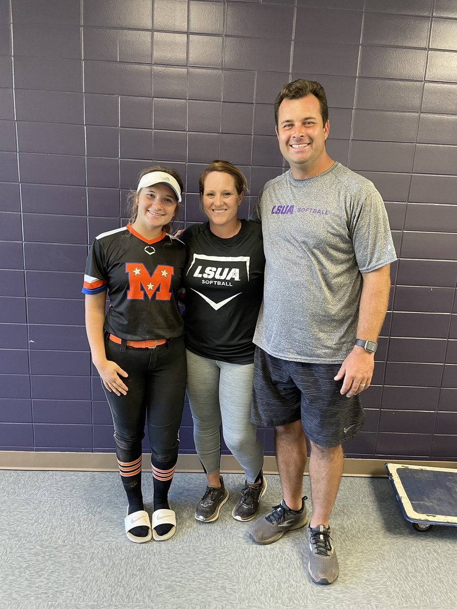 breliephillips's tweet photo. Had a great weekend @LSUASoftball ! ✝️Blessed to receive my 1st (4 Year) offer!! Thanks Coach Burch for an amazing weekend! @ahburch22 @Mojo2024Hughes @countycougarsSB @NCAppeal @ExtraInningSB @IHartFastpitch https://t.co/eIeRdjt17O