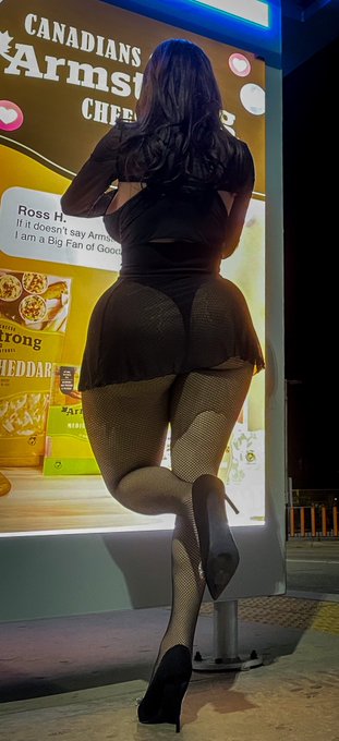 Air still, trees silent&hellip; #crossdresser https://t.co/J9FmT36ogQ<a href="/tag/crossdresser"class="tags">#crossdresser</a>