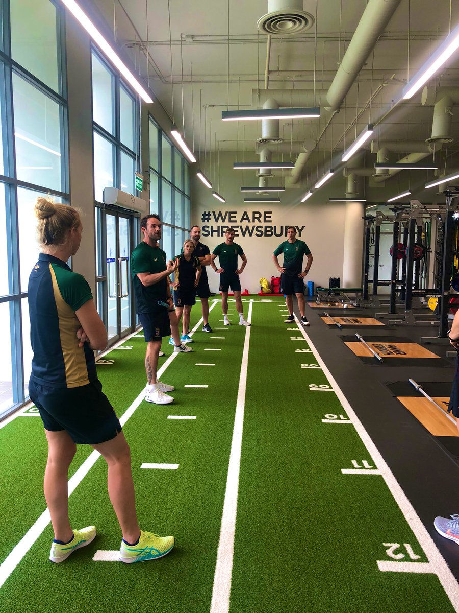 itradcliffe's tweet image. Always the best CPD - In-house Olympic lifting CPD with @Strength_Nause and the PE team! #WeAreShrewsbury