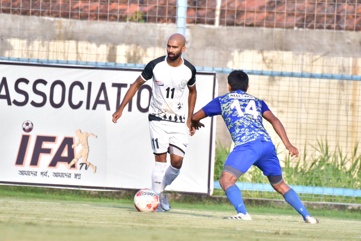 KeanFLewis's tweet photo. 3 points vs a formidable Bhawanipore FC.
.
.
.
#Athlete #Life #Work #Football #Soccer #Season #PreSeason #Practice #Match
#JaanJaanMohammedan #MDSP #KL11 #CFL https://t.co/E3Nq8ruZI5