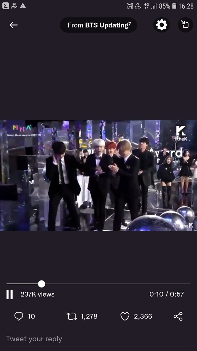 Cathlovesbts's tweet photo. @tannies_world https://t.co/hinwdx9HZL