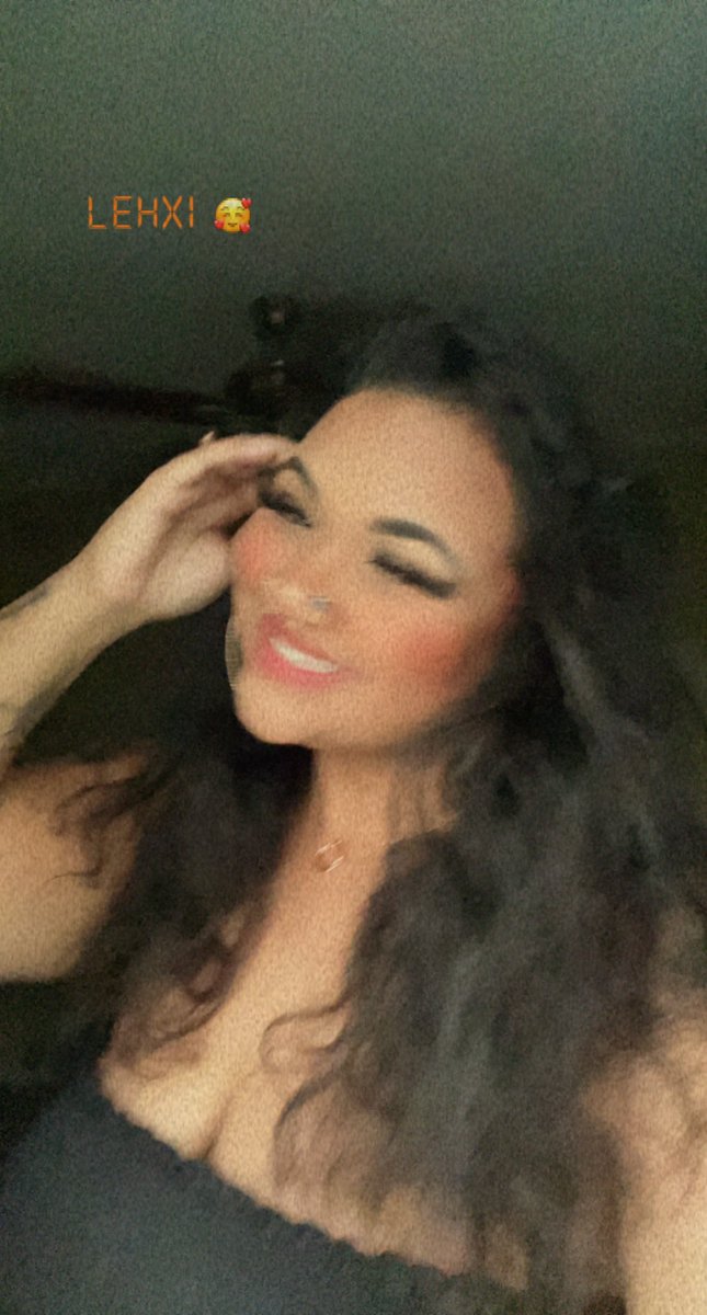 ✨ smart enough to know I’m replaceable, cocky enough to know you won’t find better than me