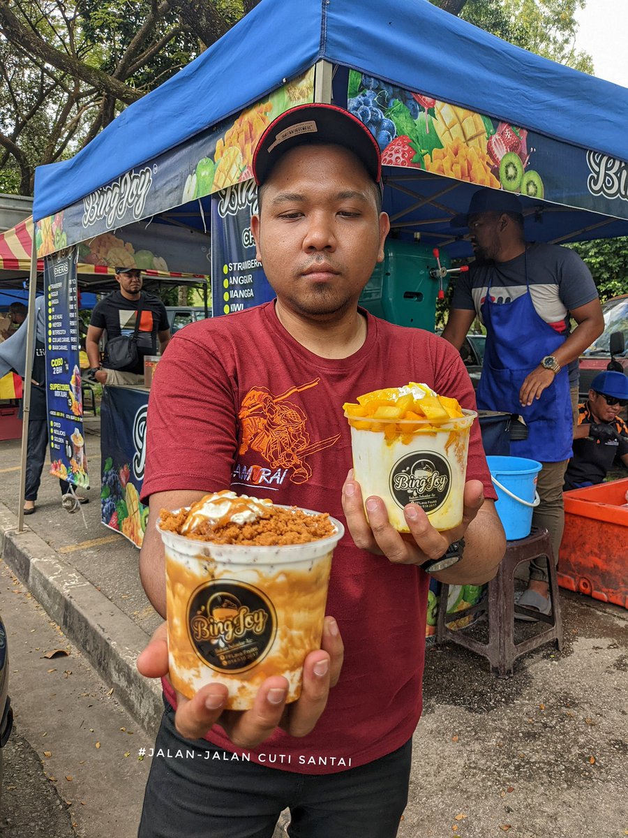 MalaysianFoods's tweet photo. Bingsu Selambak Buah RM12.00 dekat Bandar Sri Permaisuri, Cheras!

Yang paling bestnya, bingsu dekat sini menggunakan Buah-buahan yang fresh tau! Portion Topping pula memang puas makan tak kedekut langsung memang mengancam wehh 

📌BINGJOY FRUITY CHERAS https://t.co/6HFJQ3TfVz