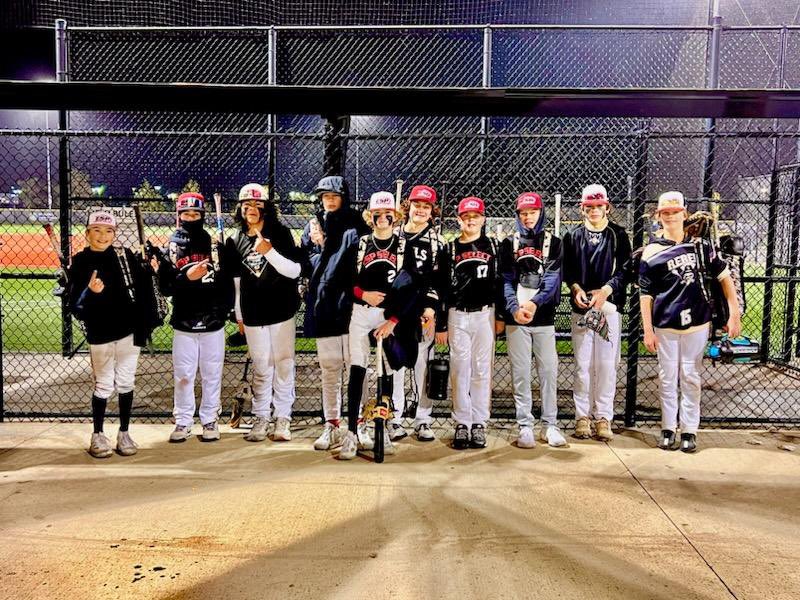 2027ESPRed's tweet photo. The @2027ESPRed finishes Fall Baseball strong with a Championship in Wheeling. 9-2 Fall record with a Championship and a Second place finish to wrap things up! Big things coming in 2023 from this group! #TeamWin #FallBall #ESPTrained #ESP14u @TaddGibby24 https://t.co/gTD41UnCrG