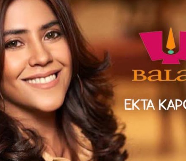 tellyupdate_360's tweet photo. #TellyUpdate

#EktaKapoor New Project  #BalaJiTeleFilm lead role play Web Series #PyaarMeinGolmaal S02  #RohitRajvanshi Shot Start 10 November 

#TellyUpdate_360 https://t.co/2VFOlVGPSK