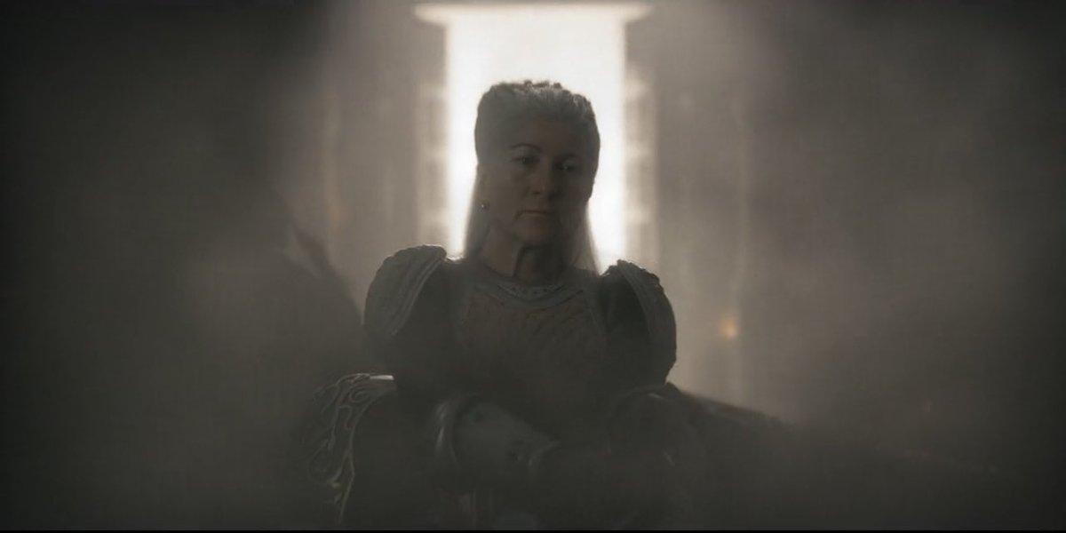 daemyraforevea's tweet photo. THE QUEEN WHO SHOULD HAVE BEEN!!!!  #HouseoftheDragon #hotd #HOTD #RhaenysTargaryen https://t.co/cLSVLVjnNC