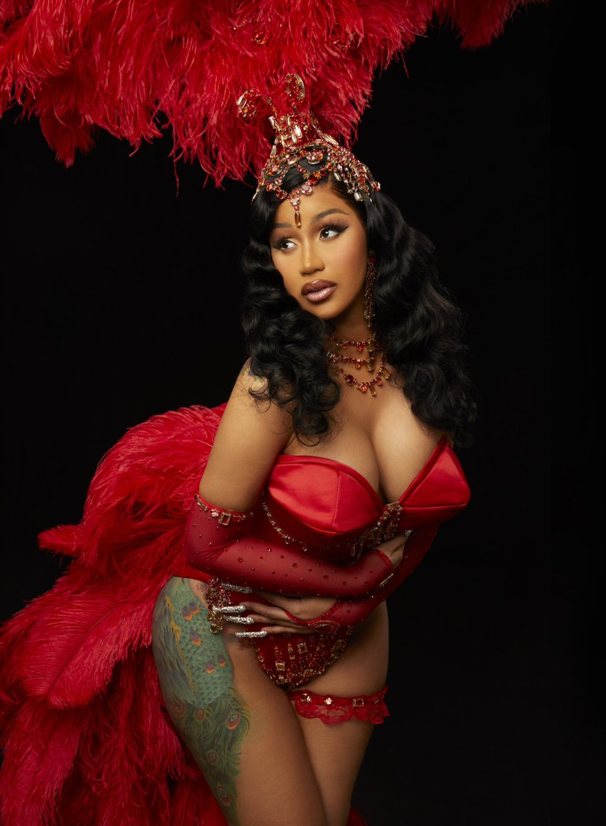 VotingCardiB's tweet photo. 🗳Bardi Gang, reply using the tag:

I’m voting for Cardi B for Favorite Female Hip-Hop Artist at the #AMAs.

• Retweets also count as votes 🔁
• 22 votes per user, per category, per day, per method 📋 https://t.co/LqSgF0MTUc