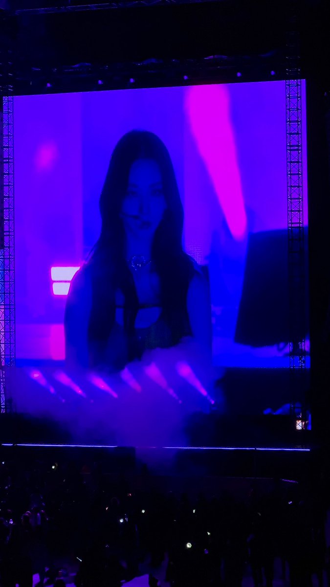 lando_rr's tweet photo. 🫡 i mean… #aespaXKAMPLA2022 #KARINA #aespakarina #aespa_girls https://t.co/Bq53vEPRQS