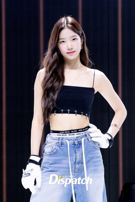 lesserafim ラキドロ　カズハ　トレカ　antifragile LE SSERAFIM カズハ antifragile ユニバ ラキドロ トレカ フォト