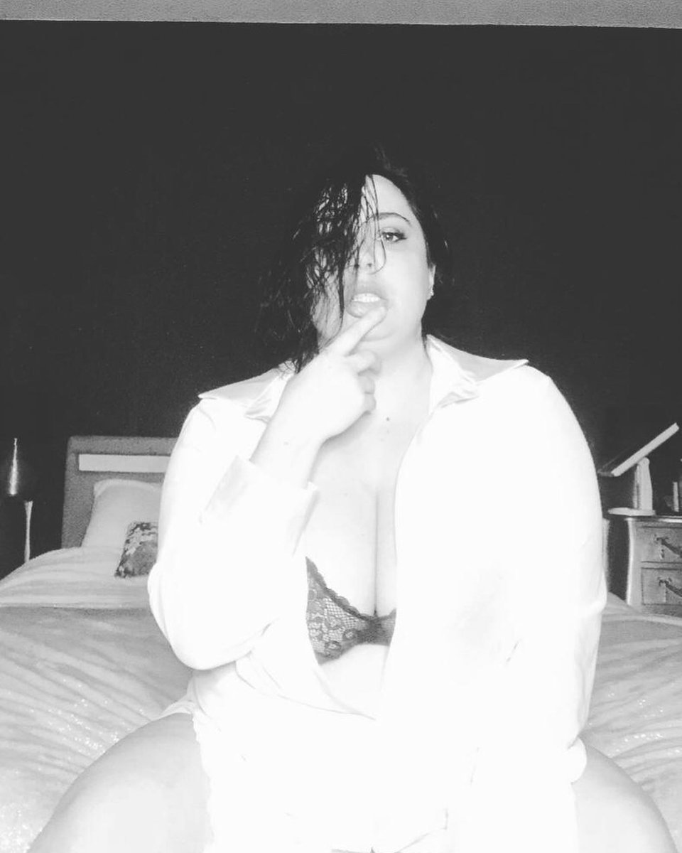 TheGlamourazzis's tweet photo. Hey a model added to The Glamourassiz's glamour model awards Anna Nyx https://t.co/18oUQ04UNA #bestnewcomer #bestbbwmodel #bestcontentcreator https://t.co/kQn57E1vTo