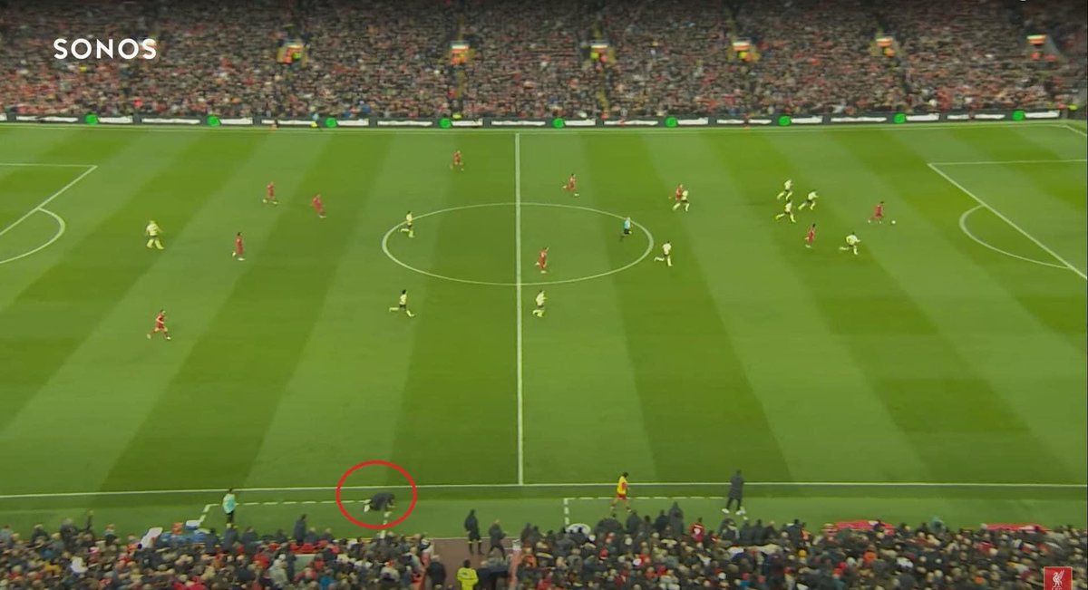 عندما يحصل محمد صلاح على الكرة تكون هذه النتيجة 💪🏻🇪🇬
رد فعل جوارديولا عندما استلم صلاح الكرة 😂