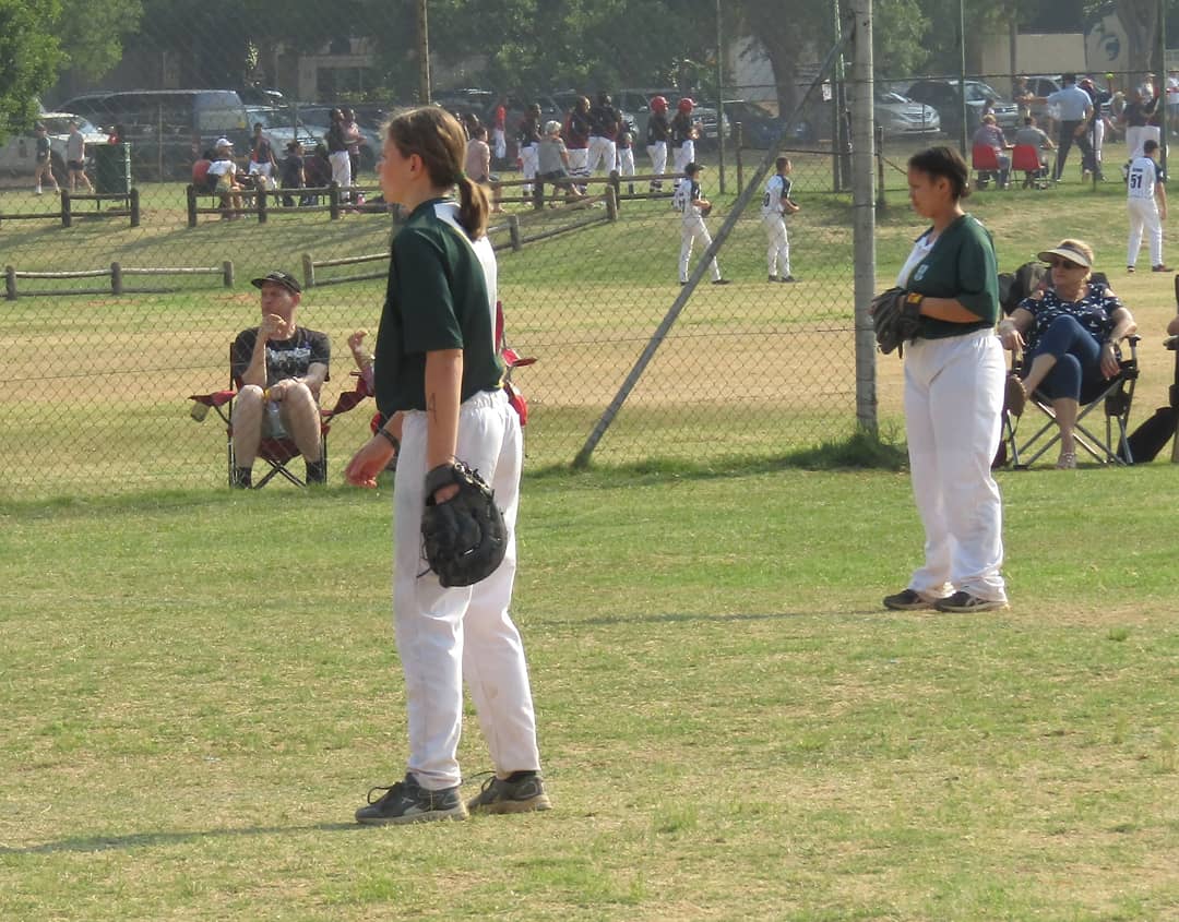 tanyas_hatfield's tweet image. 0-14 span van @hsdiewilgers kry silwer by die finaal in die B-liga van Noord Gauteng. Ons meisies het ons baie trots gemaak!!
#softballrules
#softballgirls
#softballfamily