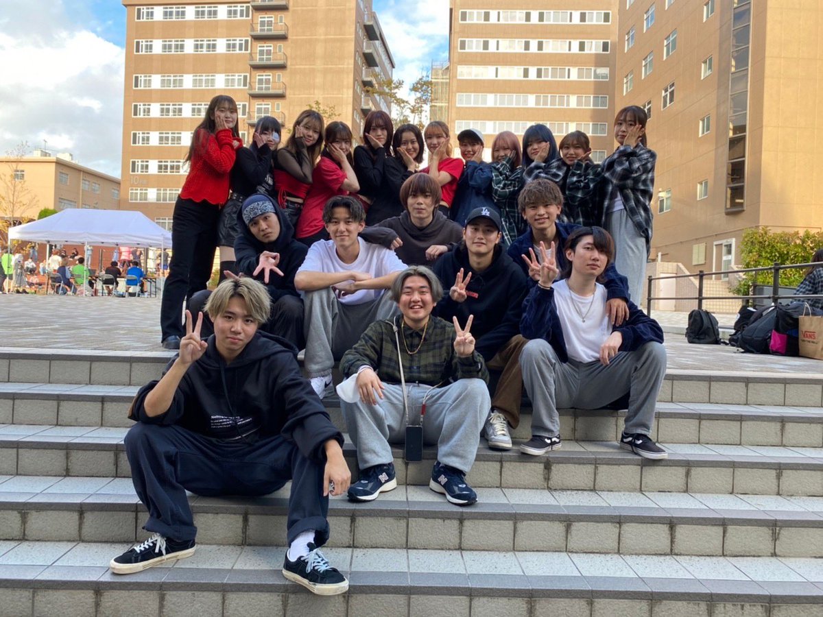 btnx4567's tweet image. 2022.10.15〜青舎祭〜🌈✨
皆さんお疲れ様でした‼︎
どのジャンルもかっこよくて最高のステージでした‼︎🥺🔥🔥🔥
(写真📷全体→3年→2年→1年)