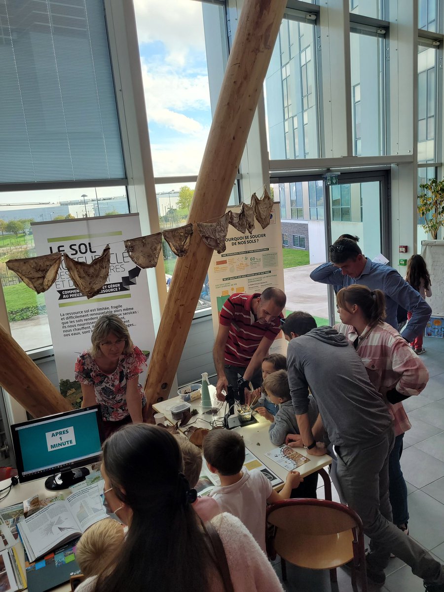 Sol_Agrocampus Ouest (@sol_instagro) on Twitter photo Nouvelle participation de @agrocampusouest et <a href="/ademe/">ADEME</a> à la fête des sciences à Angers, le stand a fait le plein !! Nouvelle participation de @agrocampusouest et <a href="/ademe/">ADEME</a> à la fête des sciences à Angers, le stand a fait le plein !!
