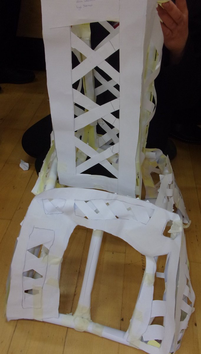 WrennSchool's tweet photo. Last week Year 7 experienced their first Knowlege Connected day exploring Structure! From joining bricks to knitting and making large models of buildings out of paper, they had to Work Hard and Never Give Up #CETStructure #KnowledgeConnected https://t.co/Cix9nIGlYH