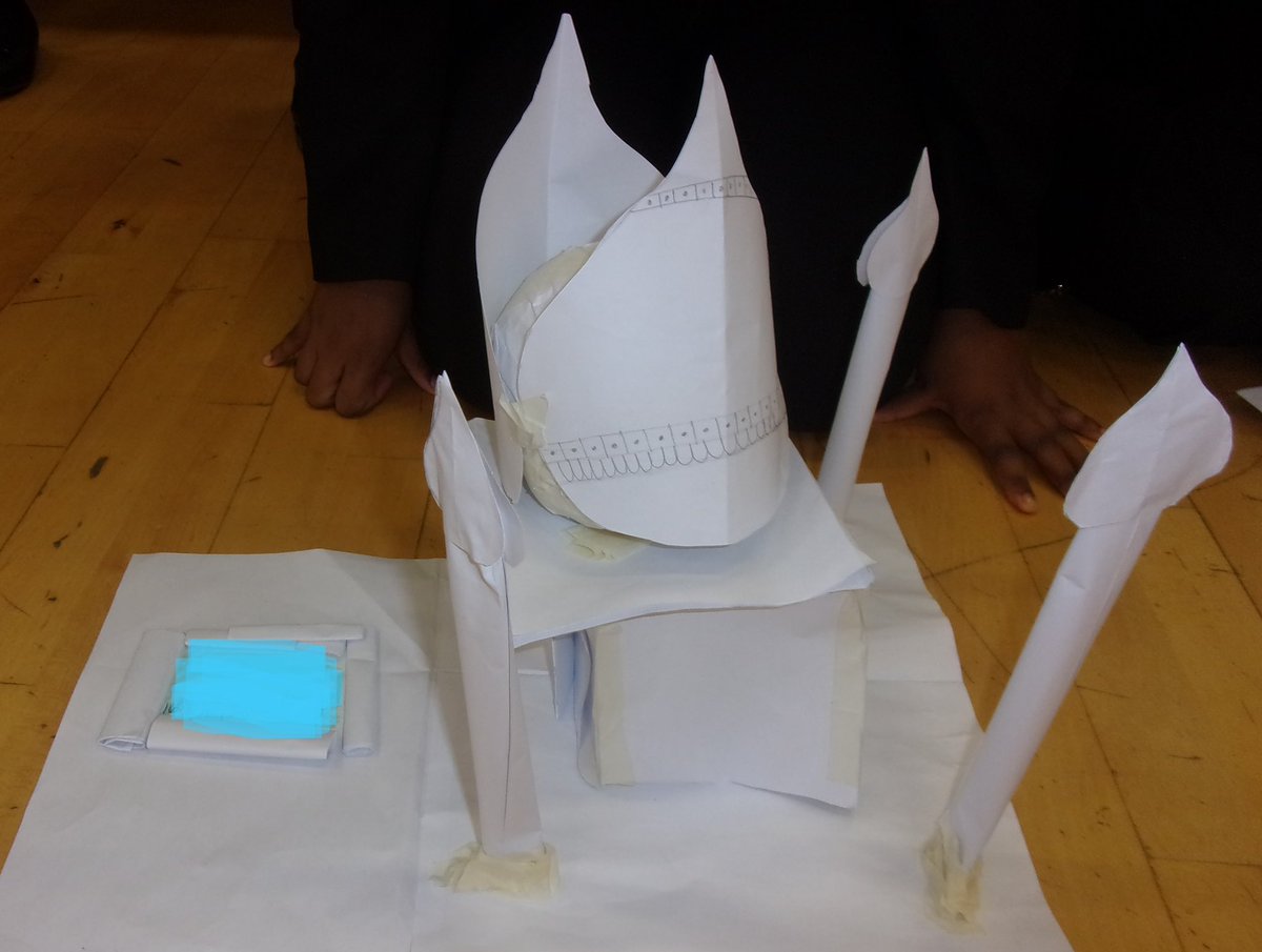 WrennSchool's tweet photo. Last week Year 7 experienced their first Knowlege Connected day exploring Structure! From joining bricks to knitting and making large models of buildings out of paper, they had to Work Hard and Never Give Up #CETStructure #KnowledgeConnected https://t.co/Cix9nIGlYH