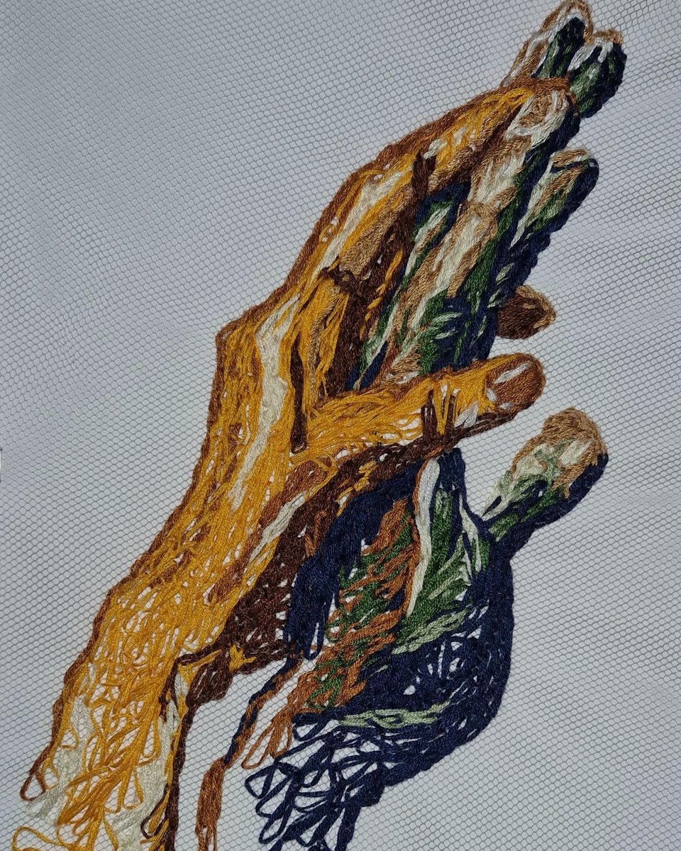 Thrillofthread's tweet photo. The Touch π§‘ππ₯
#thrillofthread #embroidery #tulle #tulleembroidery #art #threadart #colors #colorcombination #colorinspiration https://t.co/xm2SSvvoLX