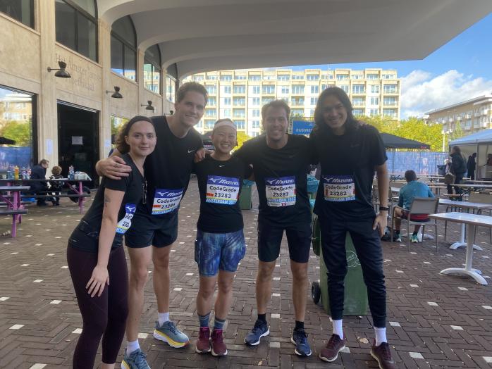 CodeGradeCom's tweet photo. WE DID IT! 🎉

Some of the CodeGrade team ran the Amsterdam Half Marathon over the weekend🏃

Well done to all who participated! 

#TCSAM17 https://t.co/Pg77MbeBX1