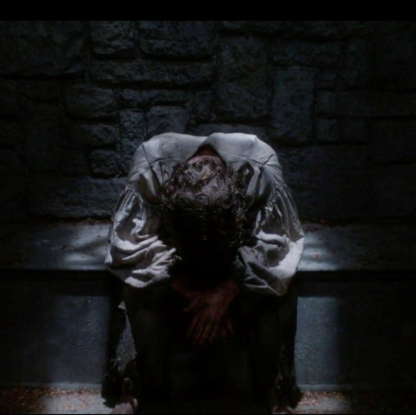 rsjrfanworld's tweet photo. For the record, @dicksp8jr, there is *zero* joke about you in that #TallTales boxers/tank ensemble.
Let's just say, I guessed you might be returning in #DevilsBargain based on this shot of those shoulders in a @cw_spn season 13 preview...๐ณ
#SPNThenAndNow
https://t.co/6hWDuXMpIl https://t.co/akjBt624C1