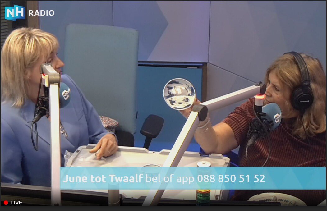 zalinge's tweet photo. Altijd weer een feest bij June in de studio te zijn! Samen over archeologische vondsten kletsen 😊
#junetottwaalf #nhradio https://t.co/y5j0hHROfH