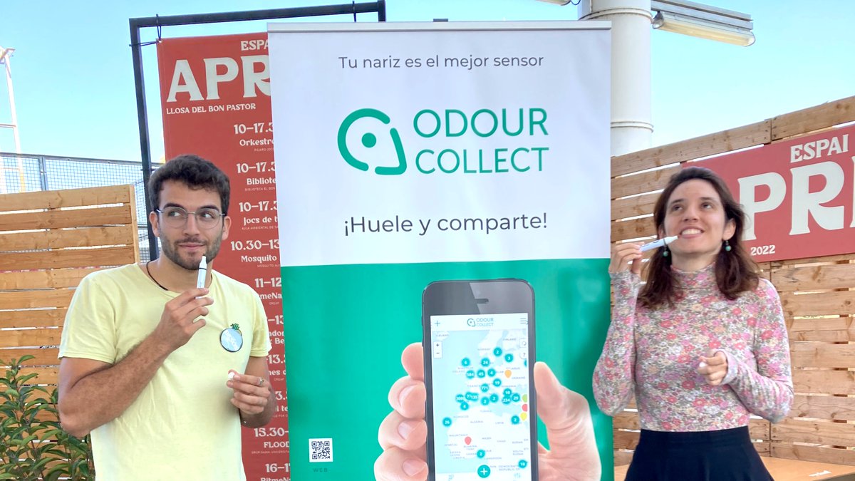 Odourcollect's tweet photo. Quin gran matí de dissabte a la jornada Va de Besòs! ☀️ 

A la Llera de Bon Pastor,  infants, mares i pares van participar a l'activitat on les #olors i la #ciènciaciutadana hi van tenir el paper protagonista. 

Fins a l'any vinent! 🤗👃🌻
#VadeBesos #Barcelona #bonpastor https://t.co/Y5XZPF7KSF