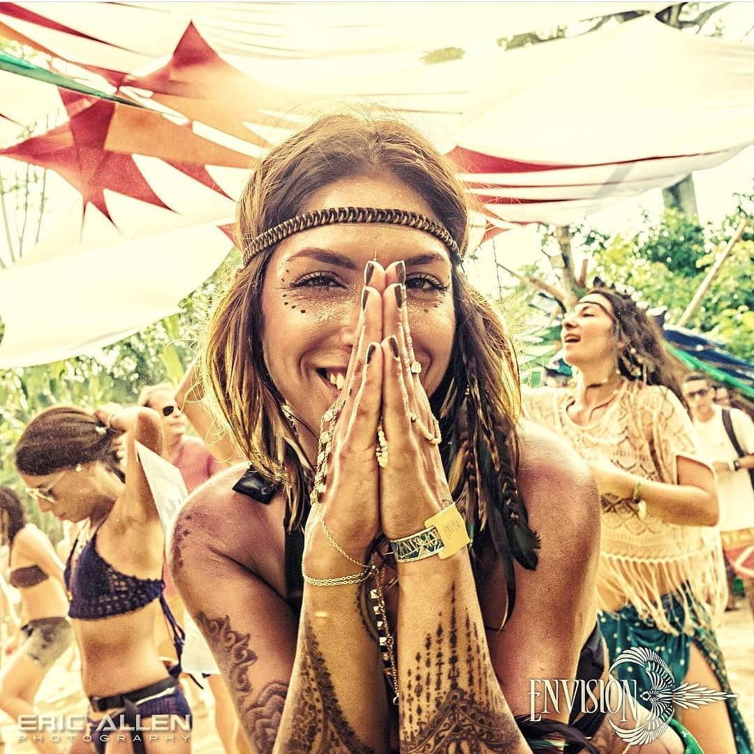 psytraveller's tweet photo. Media Source: https://t.co/Ii8Px5ea2D
Awesome click by the talented ericallenphoto 💛
#psy #psychedelic #psytrance #hippie #psymusic #psyworld #psyfestival #psyparty #psyfamily
#psyvibes #psygram_official
#psyfeature #ravesbr #minasdotrance #elaedarave #trance https://t.co/C0iKdwhiTh