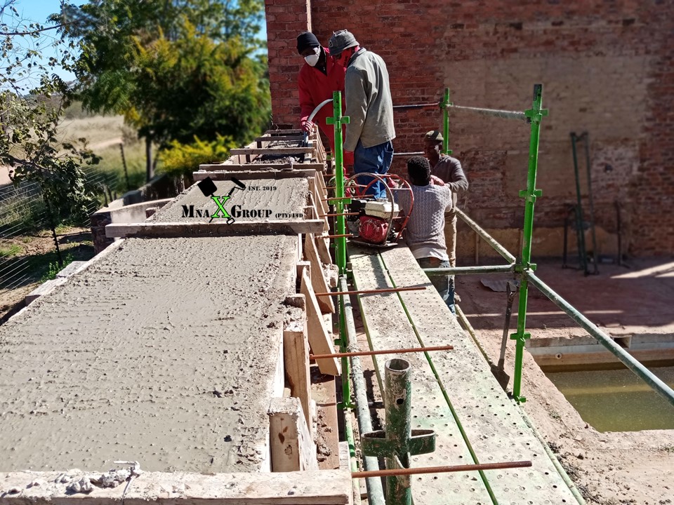 MNAX's tweet photo. Reinforced Concrete Beam Construction @mnaxgroup #makingconceptstangible πͺπ½π·πΎββοΈπ§ https://t.co/5LkBK1qulU