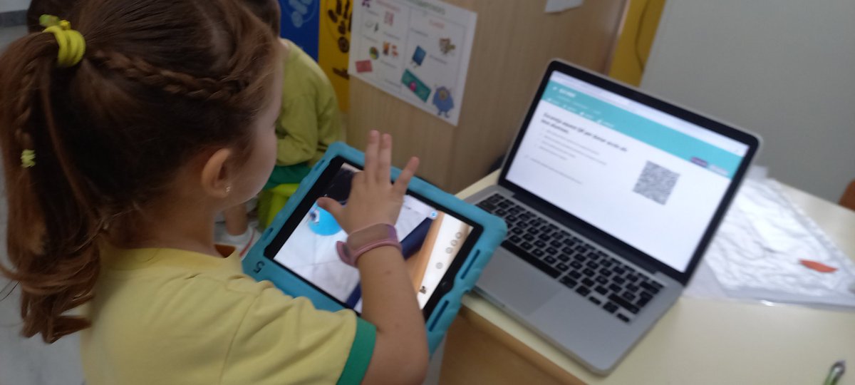 InfantNatzEsplu's tweet photo. Respectant el ritme d'aprenentatge de cada alumne #P5fixis #ciberemat https://t.co/5iNNpgtCIX