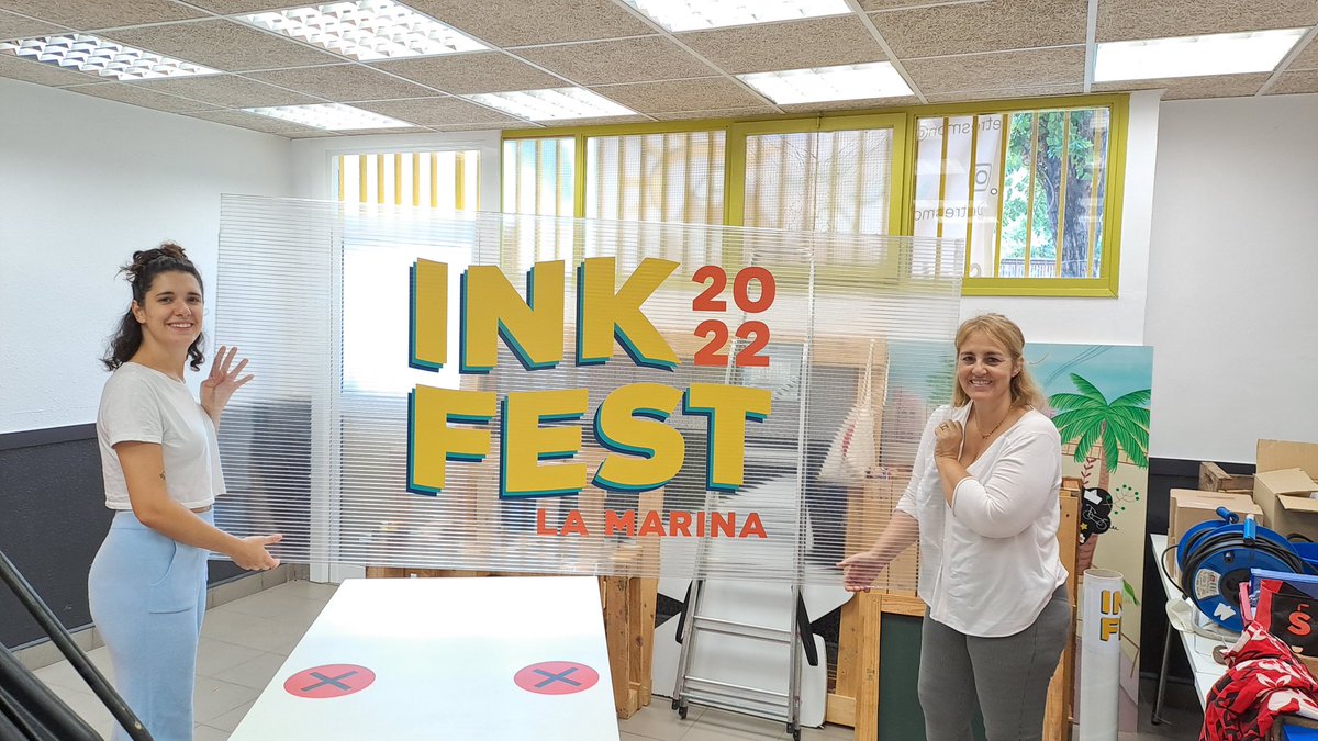 No parem! Penjada de cartells pel carrers del barri i preparació de la decoració de la plaça. Aquest diumenge ens veiem al primer Ink Fest de la Marina. De 10 a 14 hores a la Plaça de la Marina.