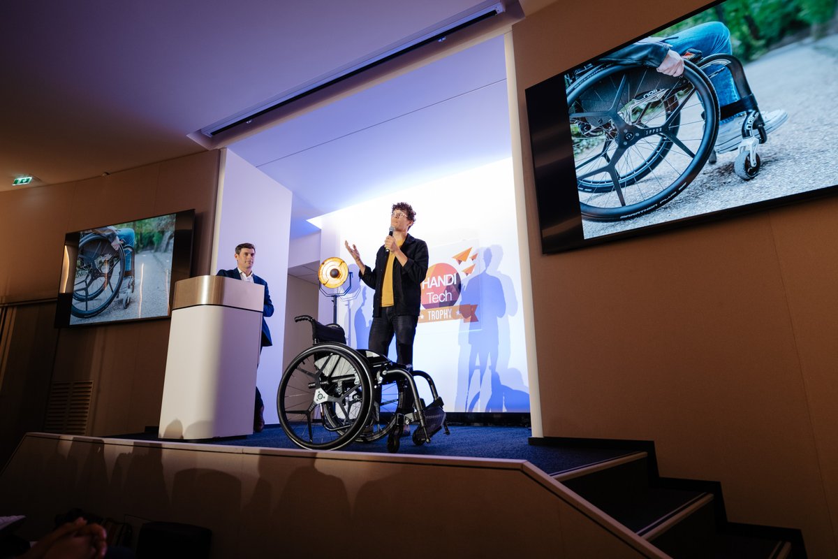 F3cotedazur's tweet photo. 🦼 #HanditechTrophy : deux entreprises de la région parmi les finalistes. Quelle sera votre innovation au profit du handicap coup de cœur ? 
A vos votes ➡ https://t.co/4tTUytBeN7

#handitechtrophy #innovations #stratup #handicap https://t.co/EeCZSnFsr5