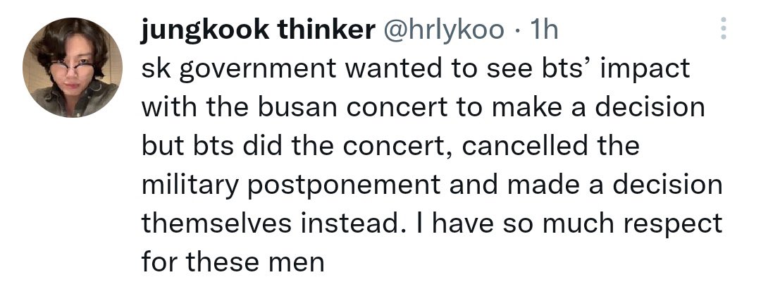 ترجمة:
"ارادت حكومة كوريا ان تنتظر لترى تأثير بانقتان بعد حفل بوسان تأثيرهم المنعكس على مصلحة الدولة وبعد ذلك سيعقدون اجتماعاً لمناقشة تجنيدهم، ولكن بانقتان قاموا باداء الحفل وقدموا قرار التجنيد بأنفسهم بعده مباشرة" حقيقة ريسبكتتت لذكاءهم واحترامهم لأنفسهم 🤍🤍🤍🤍