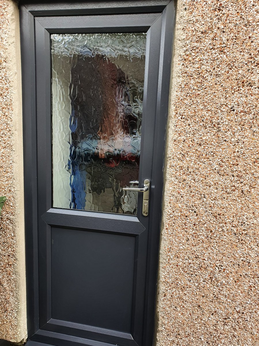 AltraGlass's tweet photo. Before and After. Installing UPVC Door @VistaPanelsltd what a big transformation. 😍 #UPVC #Doors #NorthWales https://t.co/EjAPo0B25L