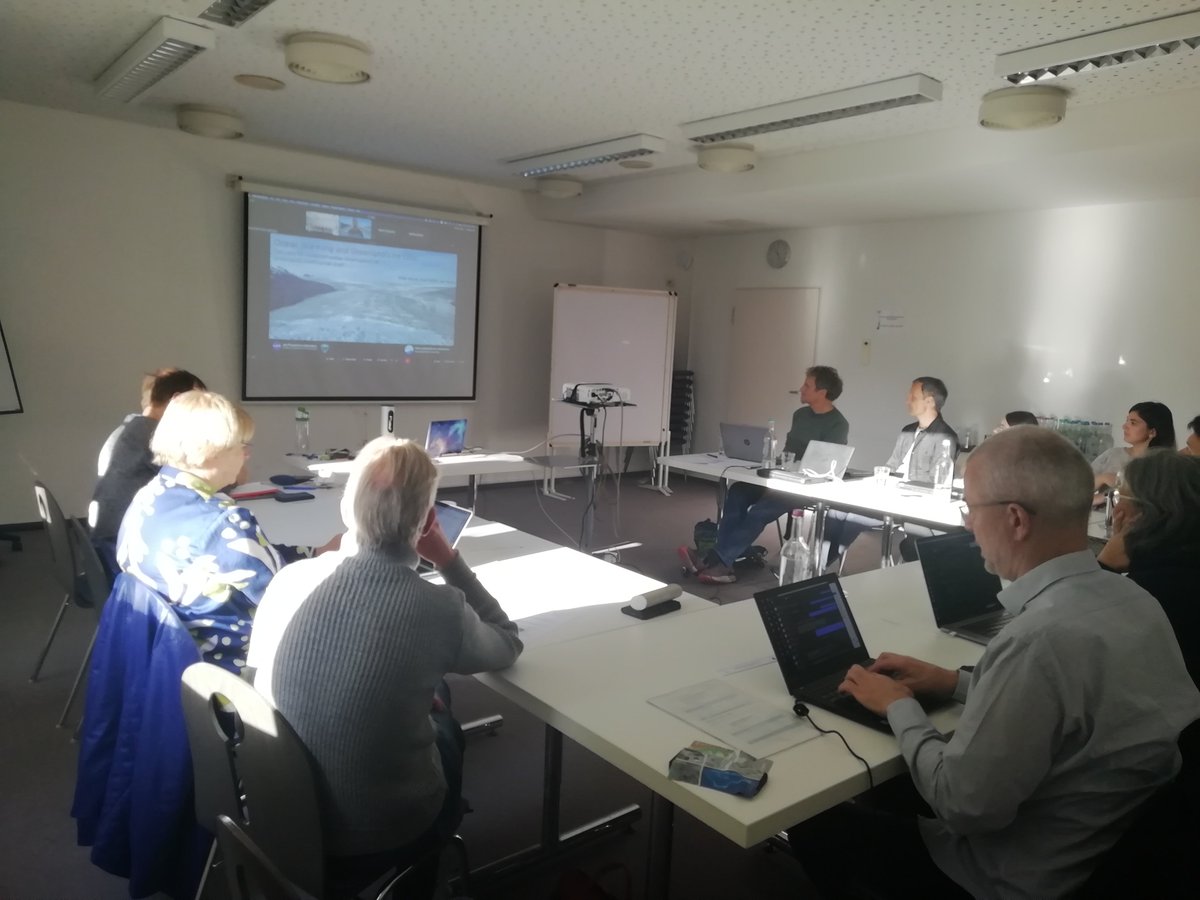 GROCE79N's tweet photo. Lots of exciting results about the Greenland system have emerged from our GROCE community in the last year(s)! How to synthesise them all and push our understanding of changes to the Greenland ice even further? 

This was our focus last week, at our yearly status seminar in Bonn! https://t.co/DiDlF8L174