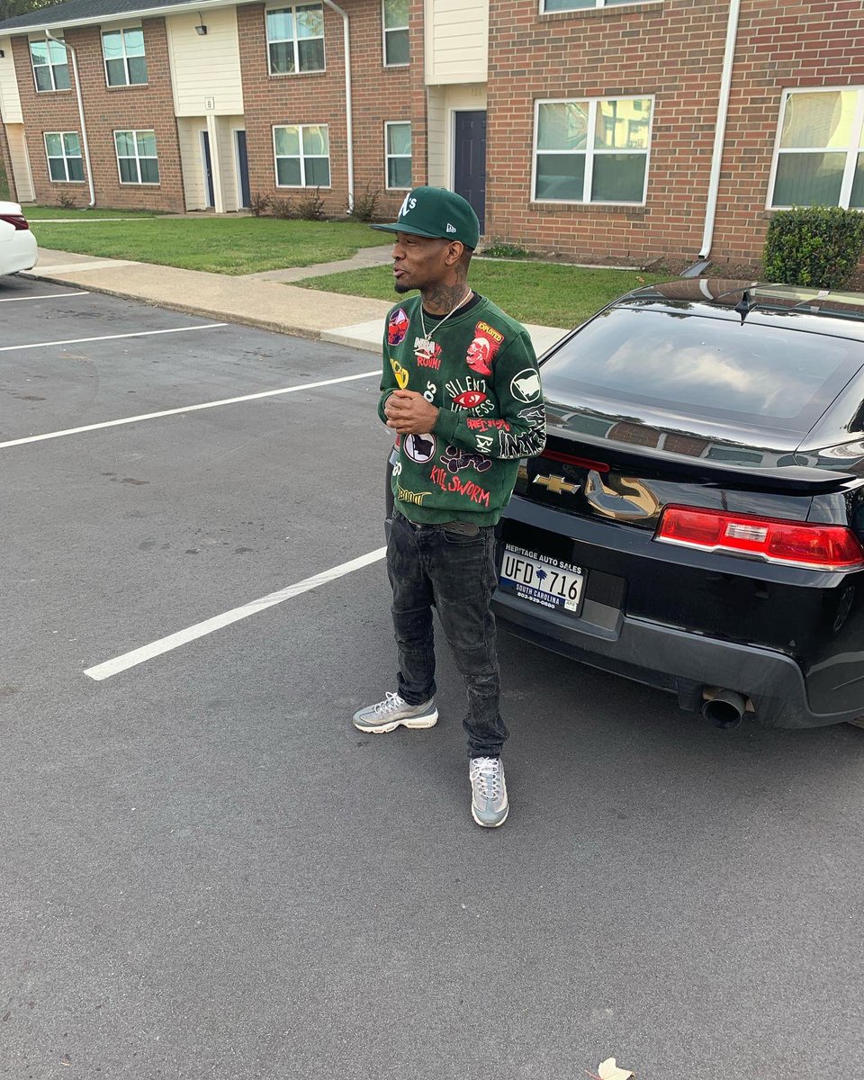Kelbowers24's tweet photo. Real Rich Ni*** , Certified Dripper.๐ฆ
#FreeLambo ๐#LLKIAN๐ https://t.co/MjQoEavf21