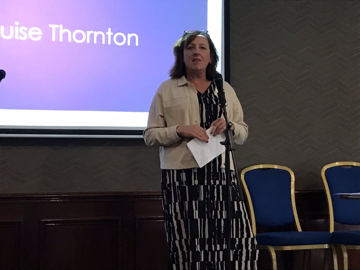 I was delighted to address #MENOPAUSENI conference yesterday - a first for NI. So much experience to learn from and listening to different women's journeys as they navigate through the menopause. @healthdpt @rosb68