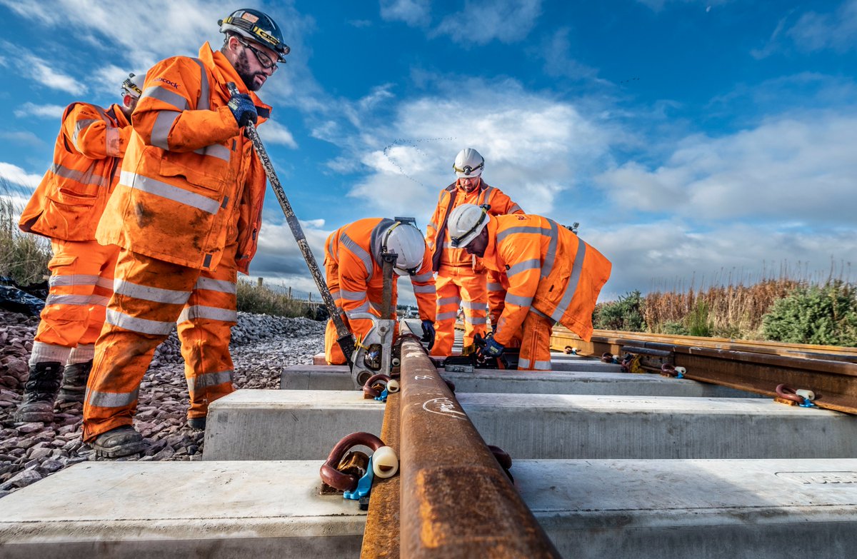 Network Rail Scotland tweet media