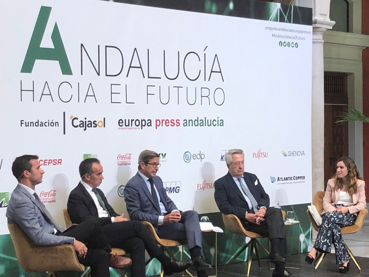 Comienza la mesa “Nuevo Modelo Energético” en el Foro #AndaluciaHaciaElFuturo organizado por @europapress donde participa el CEO de #Ghenova @PacoCuervas junto al consejero de @IndustriaAnd, @EnergiaEDP y @Atlantic_Copper #renovables #energía #empresas